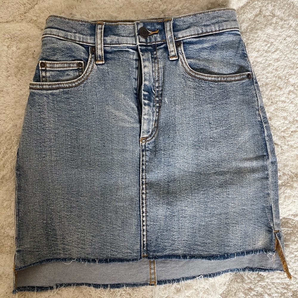 Wilfred free denim mini skirt. Size 0.